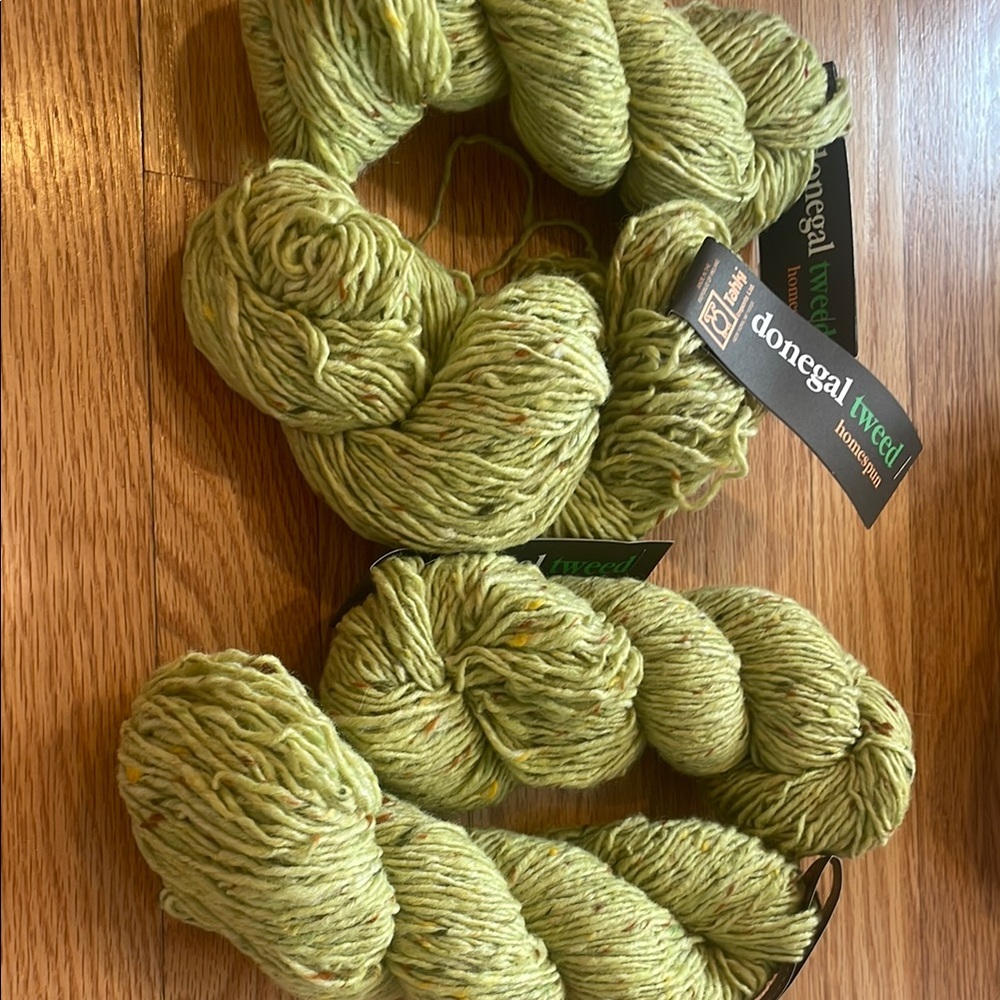 Tahki Donegal tweed homespun yarn